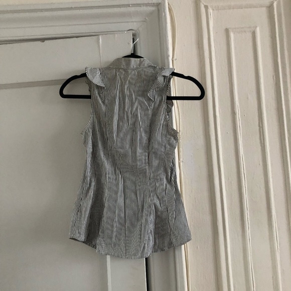 NWOT Express Design Studio Striped Sleeveless Top - Picture 2 of 4